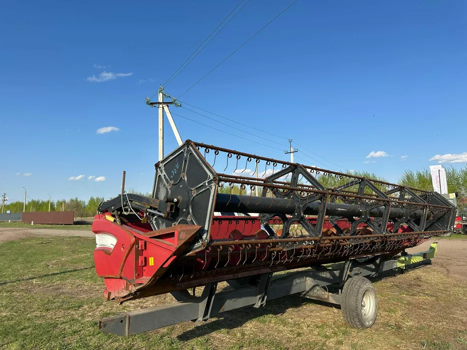 Жатка зерновая Case IH2030 24ft