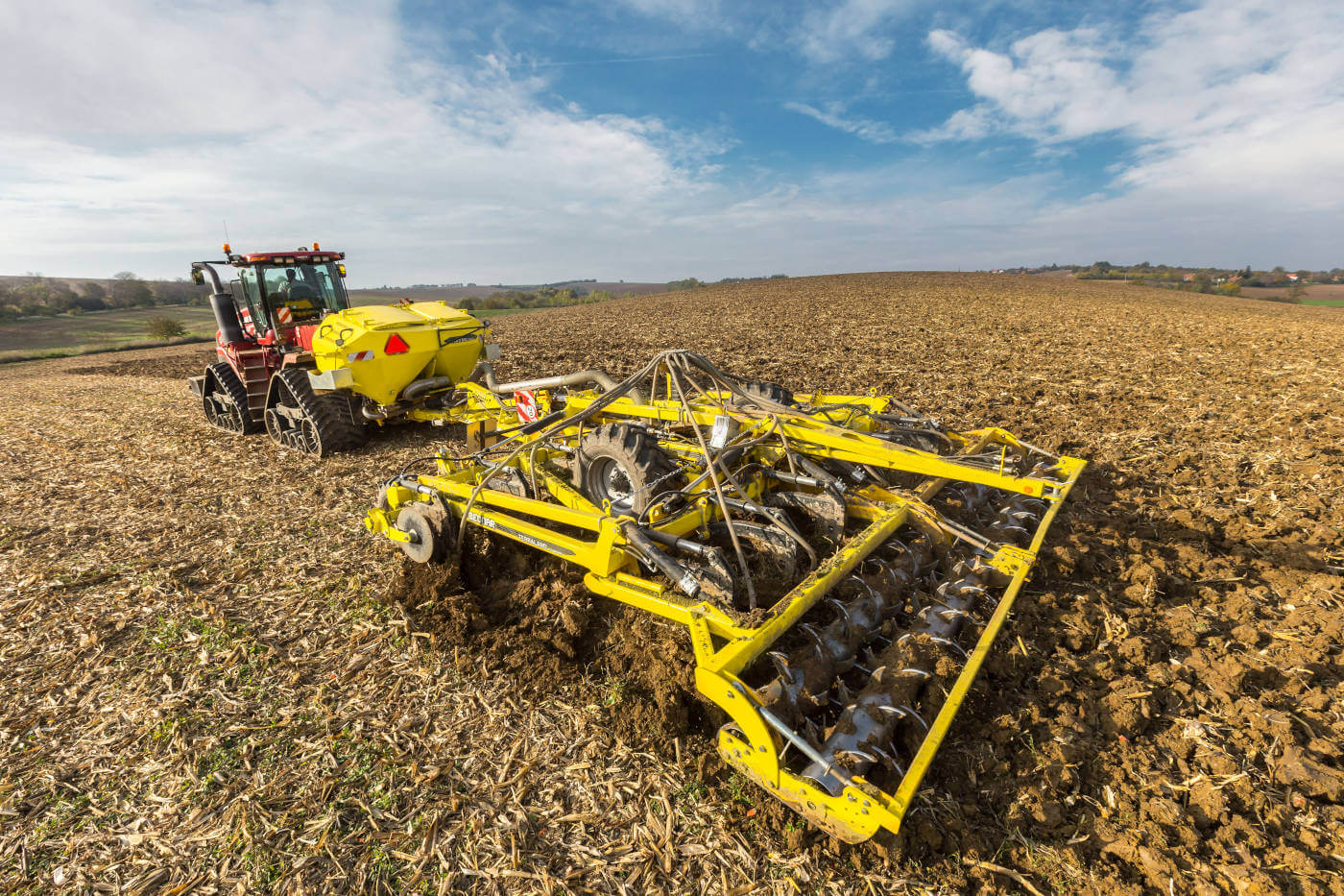 ГЛУБОКОРЫХЛИТЕЛЬ TERRALAND  ТО